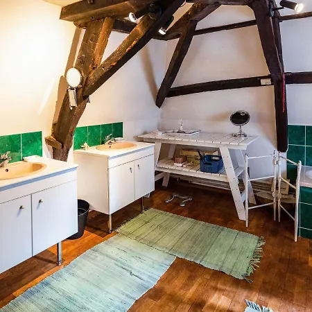 Beautiful Castle In With Private Pool Holiday home Le Veurdre